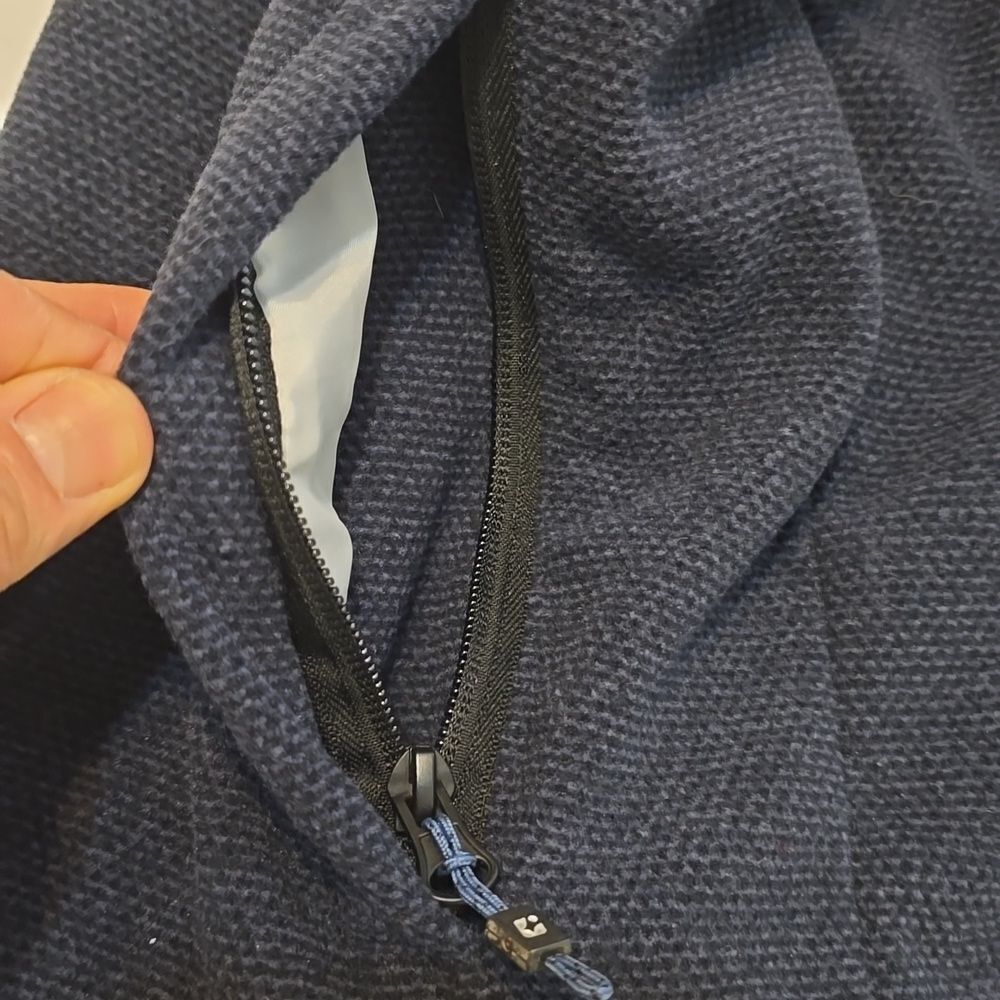 Killtec full zipper jacket size small. - Picture 12 of 12
